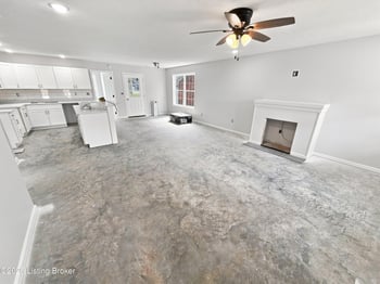 37 Paislynne Ct, Brandenburg, KY 40108