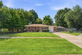3700 Templewood Dr, Louisville, KY 40219