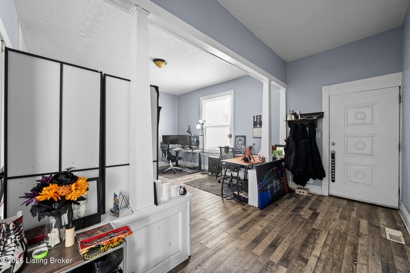 3704 Taylor Blvd, Louisville, KY 40215