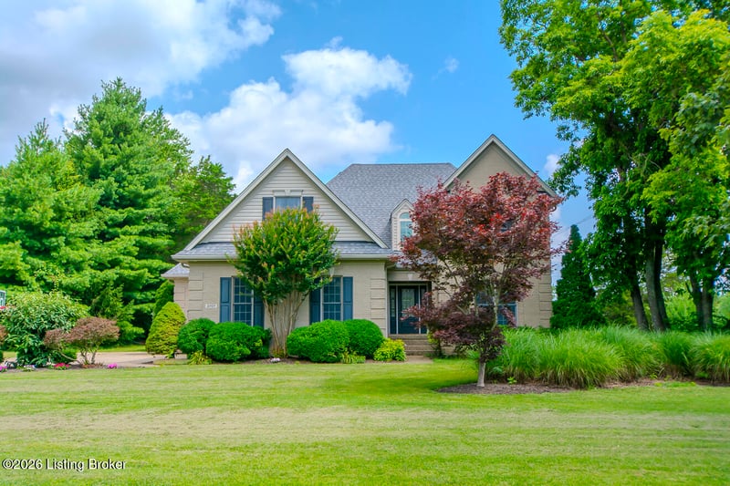 3707 High Crest Ct, Crestwood, KY 40014