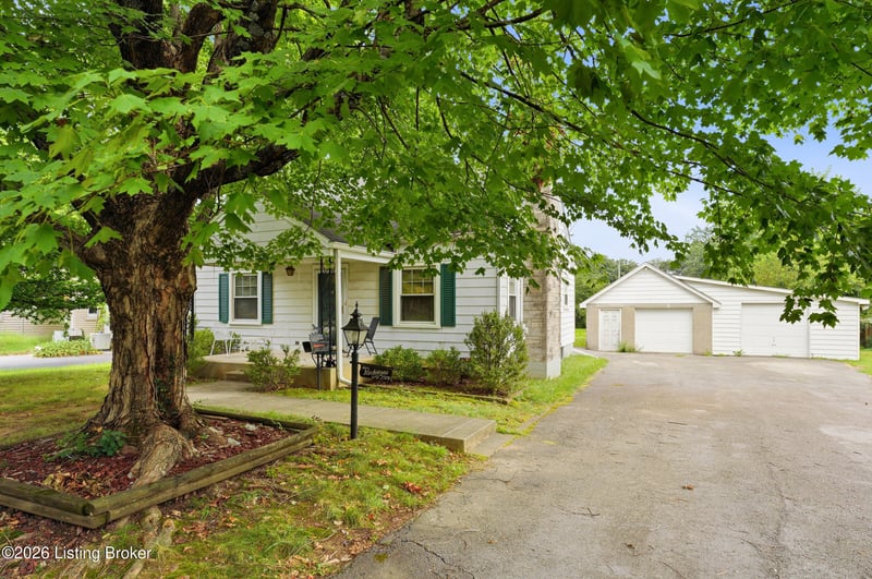 3709 Locust Ave, Jeffersontown, KY 40299