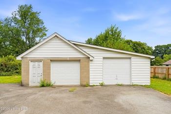 3709 Locust Ave, Jeffersontown, KY 40299