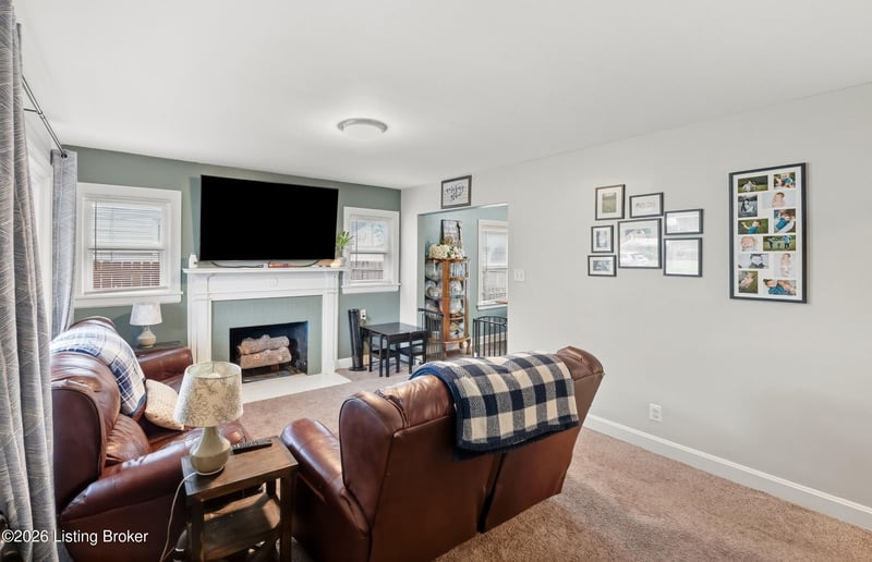 3709 Rosa Ter, Louisville, KY 40216
