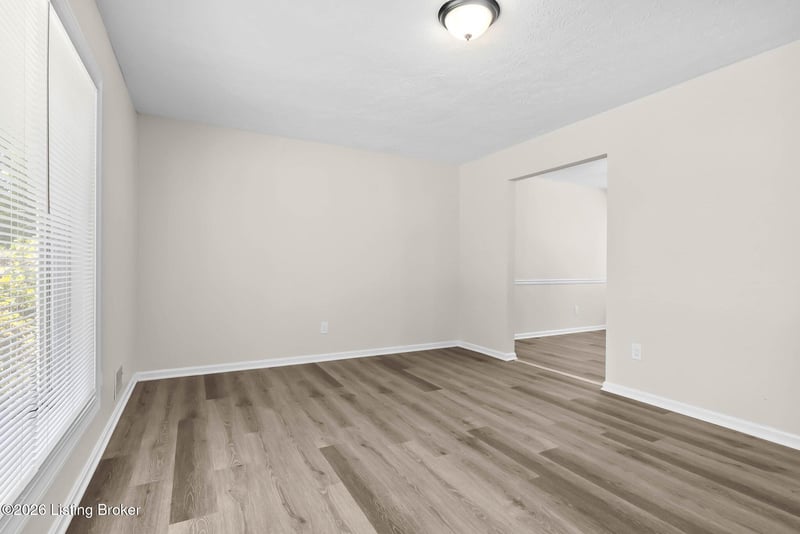 3716 Longview Rd, Louisville, KY 40299