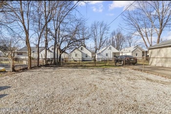 3721 Craig Ave, Louisville, KY 40215