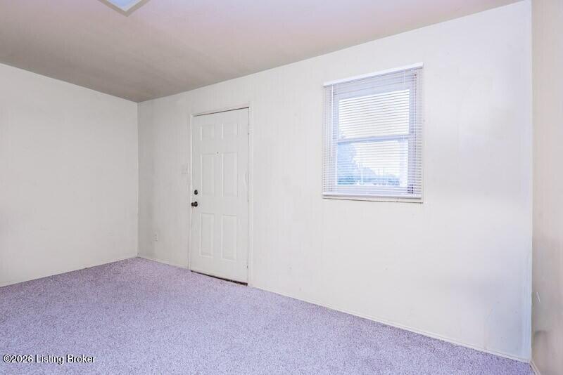 3722 Vermont Ave, Louisville, KY 40211