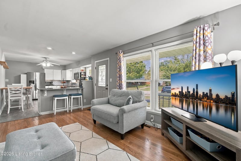 3738 Rouge Way, Louisville, KY 40218