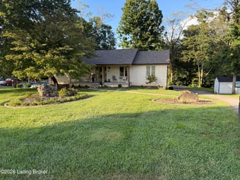 374 Lakeview Trl, Shepherdsville, KY 40165