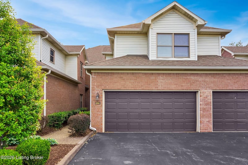 3742 Hurstbourne Ridge Blvd, Louisville, KY 40299
