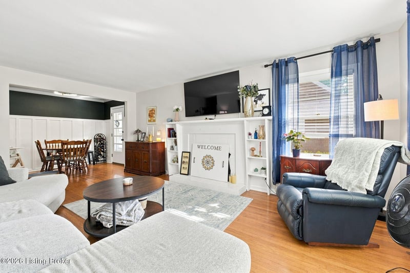 3749 Stanton Blvd, Louisville, KY 40220