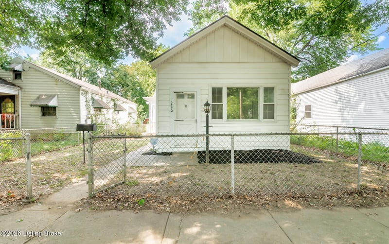 3750 Craig Ave, Louisville, KY 40215