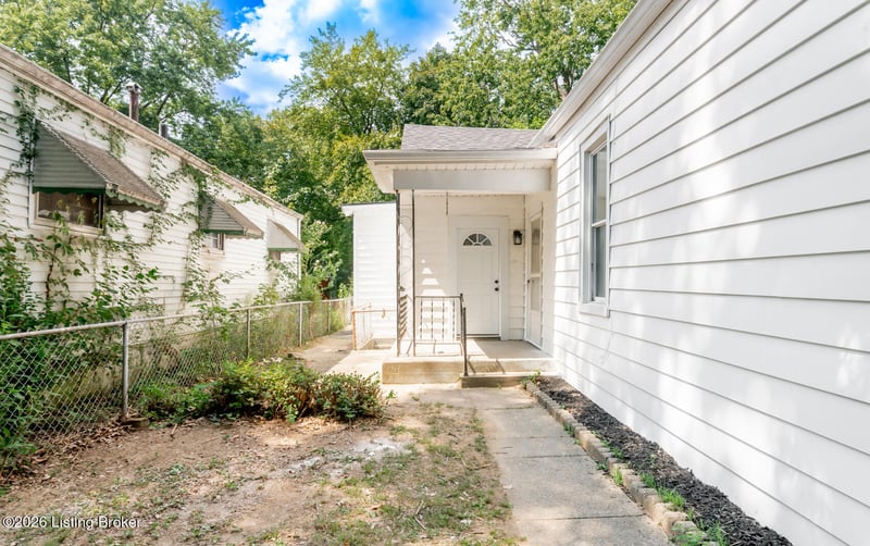 3750 Craig Ave, Louisville, KY 40215