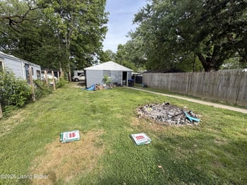 3767 Parthenia Ave, Louisville, KY 40215