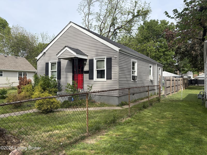 3767 Parthenia Ave, Louisville, KY 40215