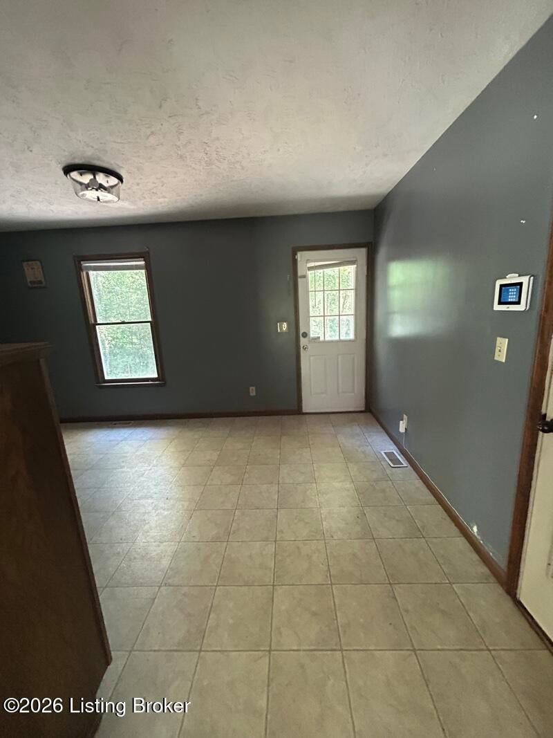 378 Redbud Dr, Leitchfield, KY 42754