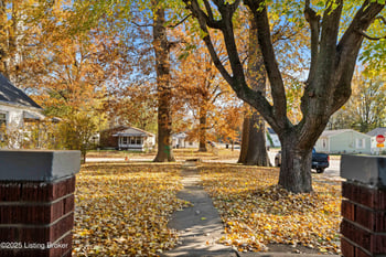 3780 Wheeler Ave, Louisville, KY 40215