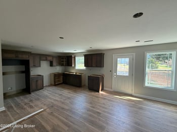 379 Old Nazareth Rd, Bardstown, KY 40004