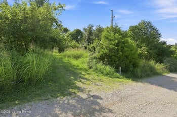 380 Ater Heights Rd, Irvington, KY 40146