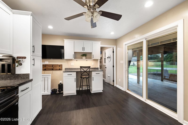 380 Oakrun Dr, Mt Washington, KY 40047