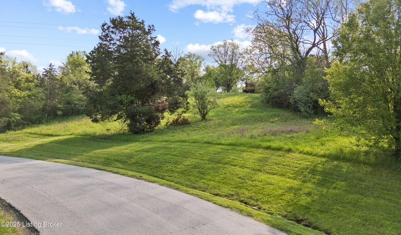 380 S 31 E Loop, Mt Washington, KY 40047