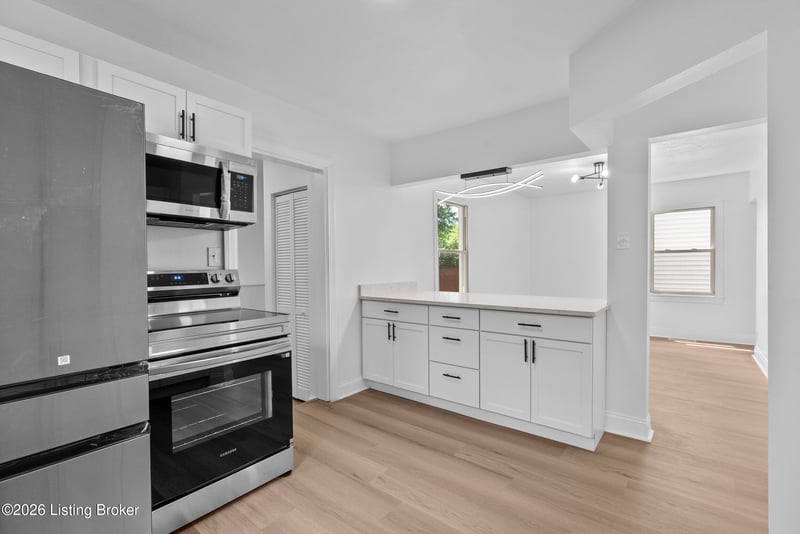 3803 Kahlert Ave, Louisville, KY 40215