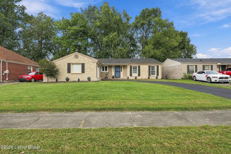 3804 Glenwillow Way, Jeffersontown, KY 40299