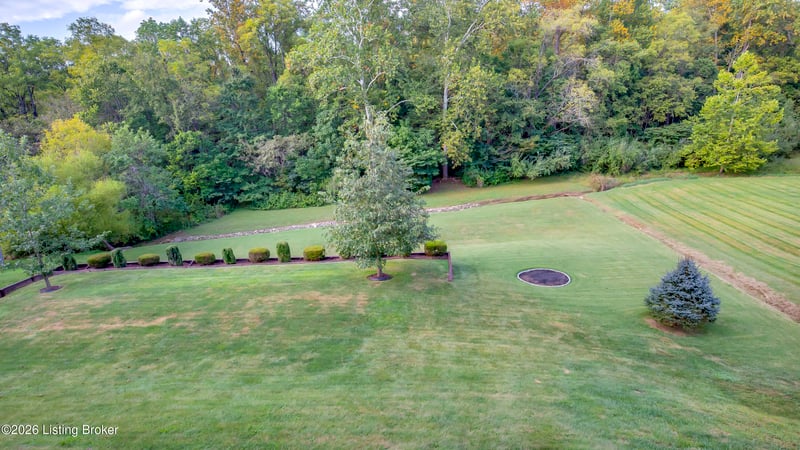 3807 Sumerlin Dr, Buckner, KY 40010