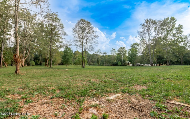 3809 Hambletonian Rd, La Grange, KY 40031