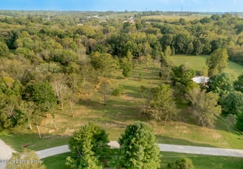 3809 Hambletonian Rd, La Grange, KY 40031