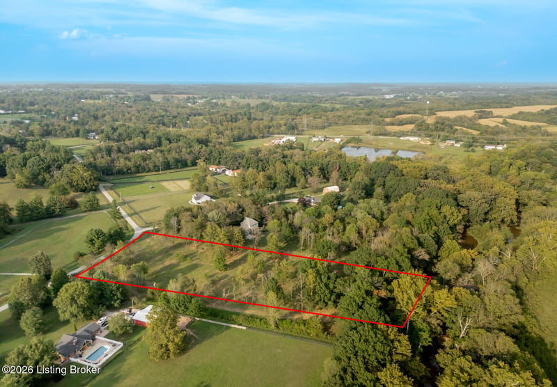 3809 Hambletonian Rd, La Grange, KY 40031