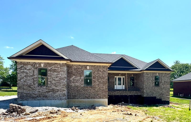 381 Robin Way, Shepherdsville, KY 40165