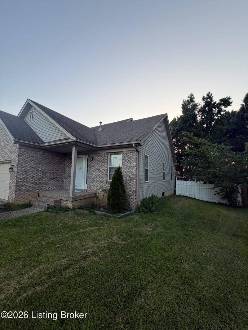3819 Melda Ln, Louisville, KY 40219