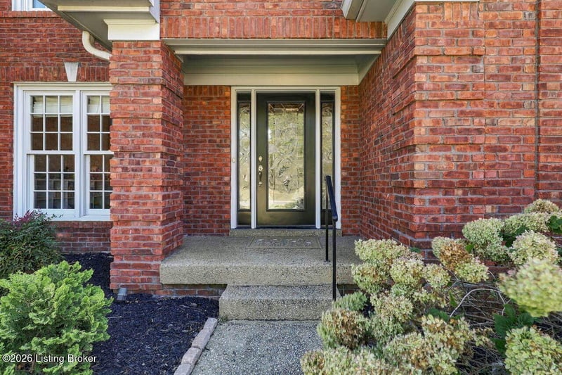 3823 Rock Bay Dr, Louisville, KY 40245