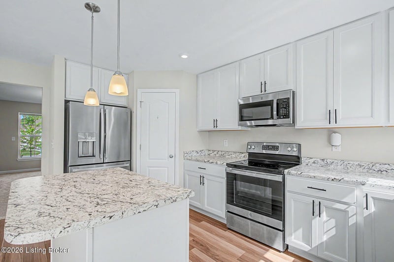 3830 Scarlet Oak Ln, La Grange, KY 40031