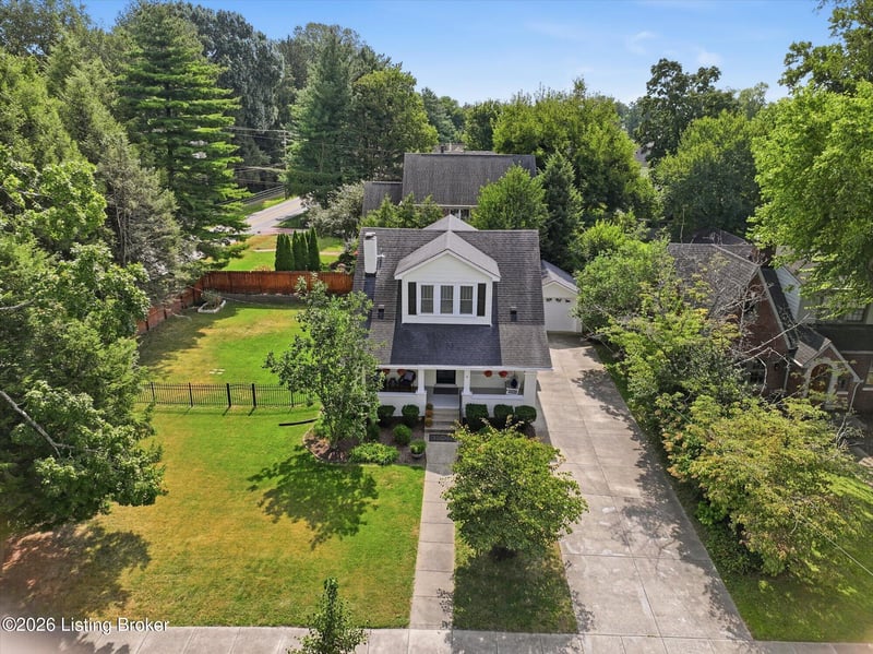 3840 Napanee Rd, Louisville, KY 40207