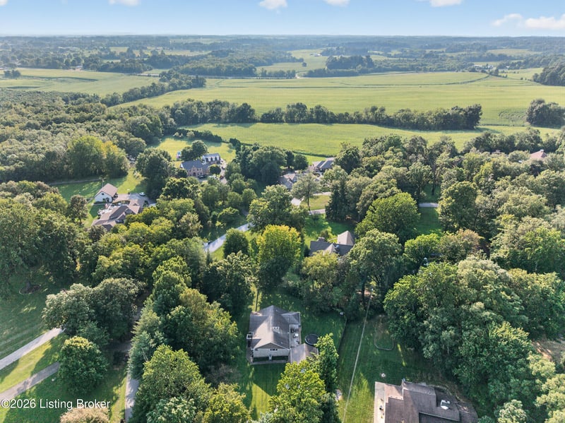 385 Briarwood Cir, Elizabethtown, KY 42701