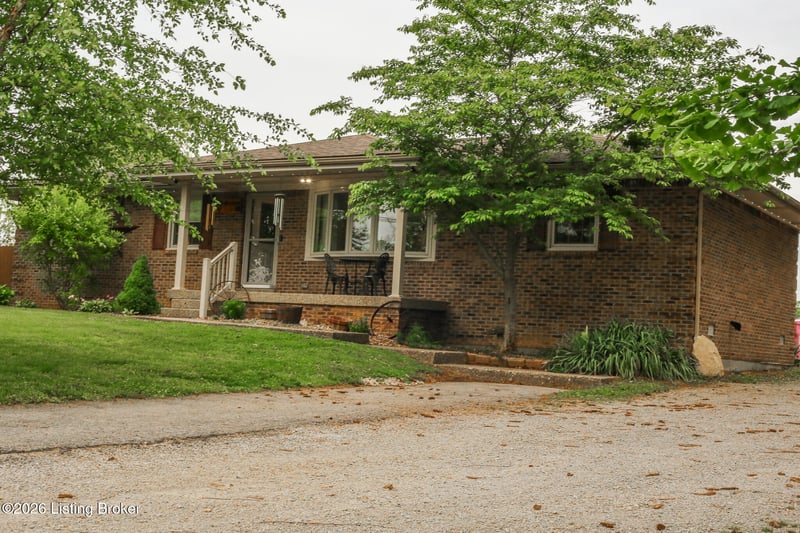 3854 Bells Mill Rd, Shepherdsville, KY 40165
