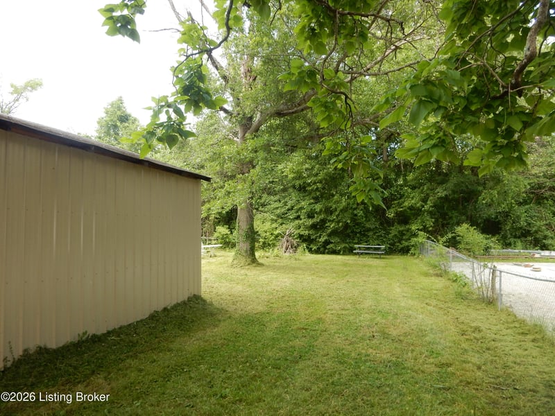 386 S Old Preston Hwy, Shepherdsville, KY 40165