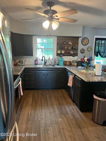 386 Tunnel Hill Rd, Elizabethtown, KY 42701