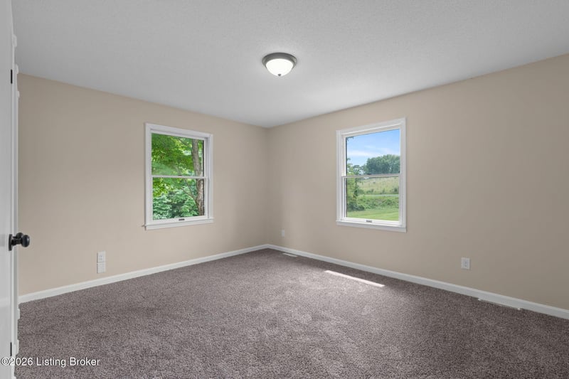 3884 Rineyville Rd, Elizabethtown, KY 42701