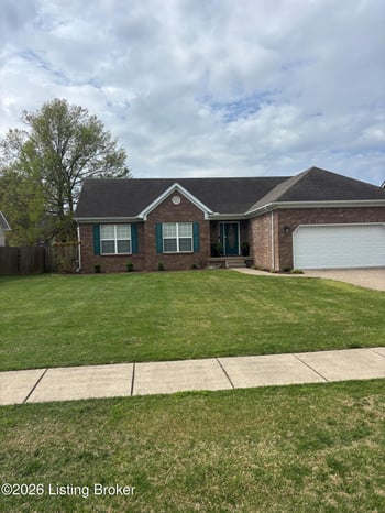 389 Spring House Ln, Louisville, KY 40229