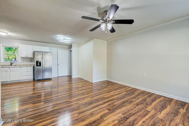 3900 Bonaventure Blvd, Louisville, KY 40219