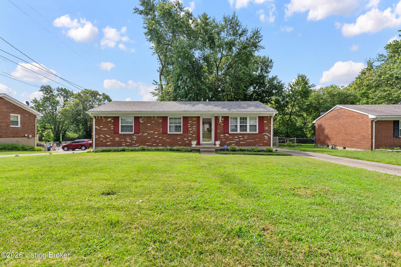 3902 Iron Horse Way, Louisville, KY 40272