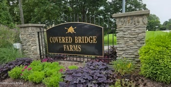 3905 Deer Lake Ct, Prospect, KY 40059