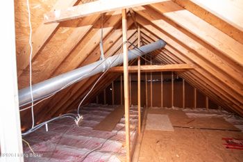 3905 Mimosa View Dr, Louisville, KY 40299