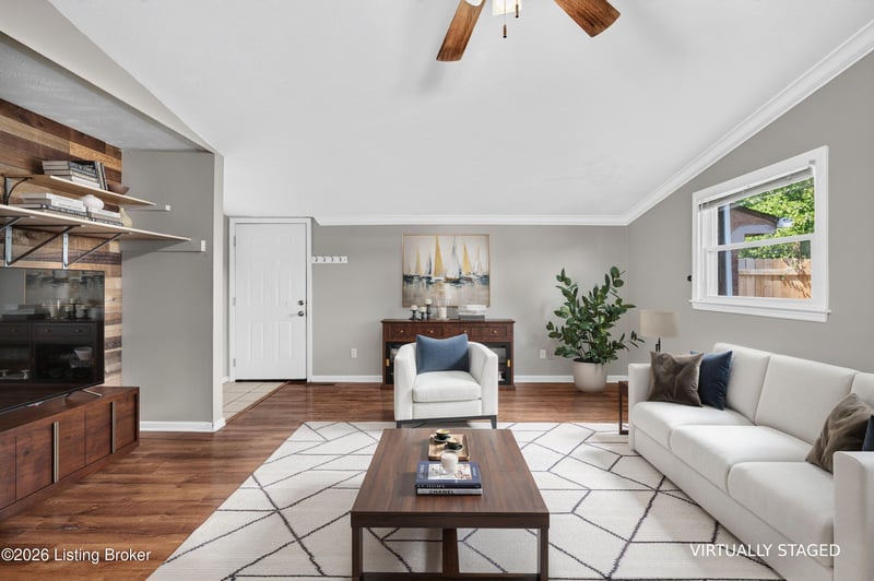 3906 Hillbrook Dr, Louisville, KY 40220