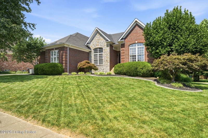3907 Oakleigh Meadow Pl, Louisville, KY 40245