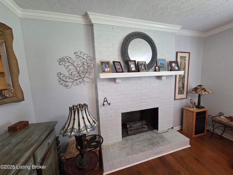 3910 Kirby Ln, Jeffersontown, KY 40299
