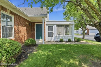 3910 Village Green Dr, Louisville, KY 40299