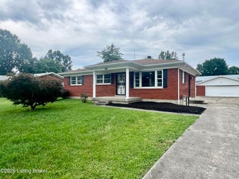 3915 Lovin Ct, Louisville, KY 40216